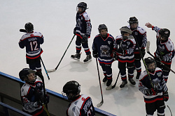  Зачетный матч провели хоккеисты СШОР "Самотлор 2010" в рамках тура первенства Уральского, Сибирского и Приволжского федеральных округов по хоккею. 